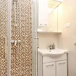 In Mit Eigenem Balkon By Interhome Apartman Baška
