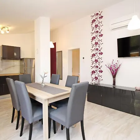 아파트 In Mit Eigenem Balkon By Interhome *
