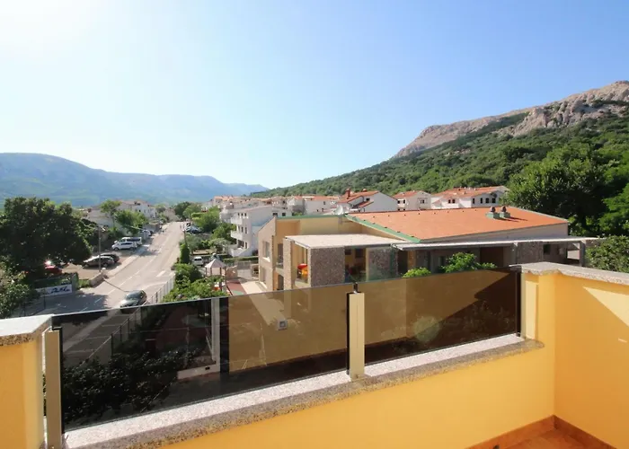 In Mit Eigenem Balkon By Interhome