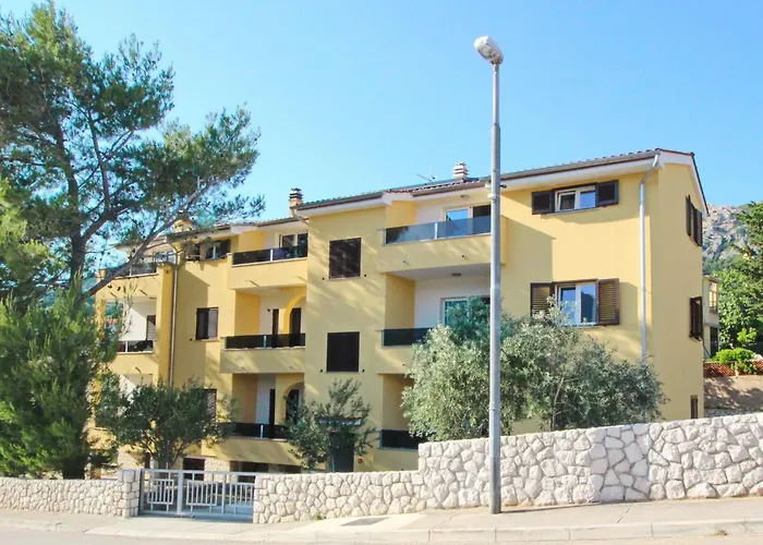 In Mit Eigenem Balkon By Interhome Apartman *