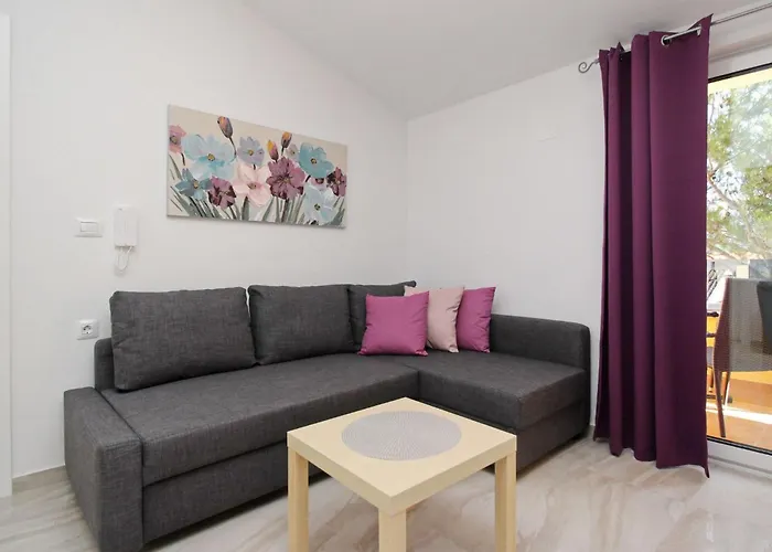 In Mit Eigenem Balkon By Interhome * Башка