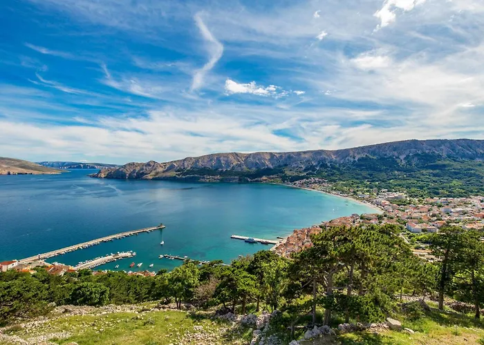 In Mit Eigenem Balkon By Interhome Башка